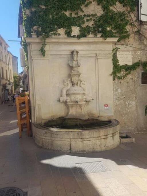 Charmante Maison De Village Au Coeur De Saint-Remy Kültér fotó